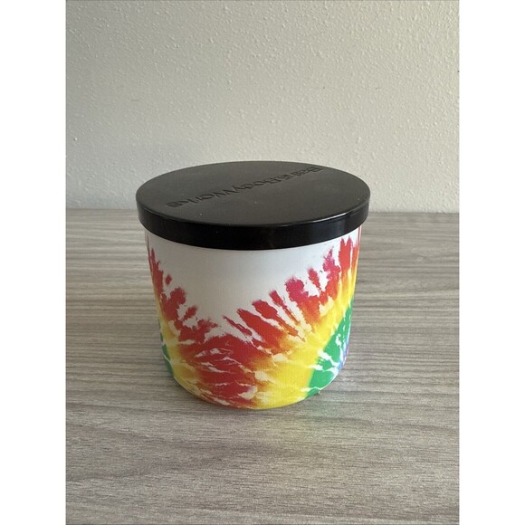 1 Bath & Body Works RAINBOW CONFETTI 3 Wick Large Scented Candles 14.5 oz - Picture 3 of 6
